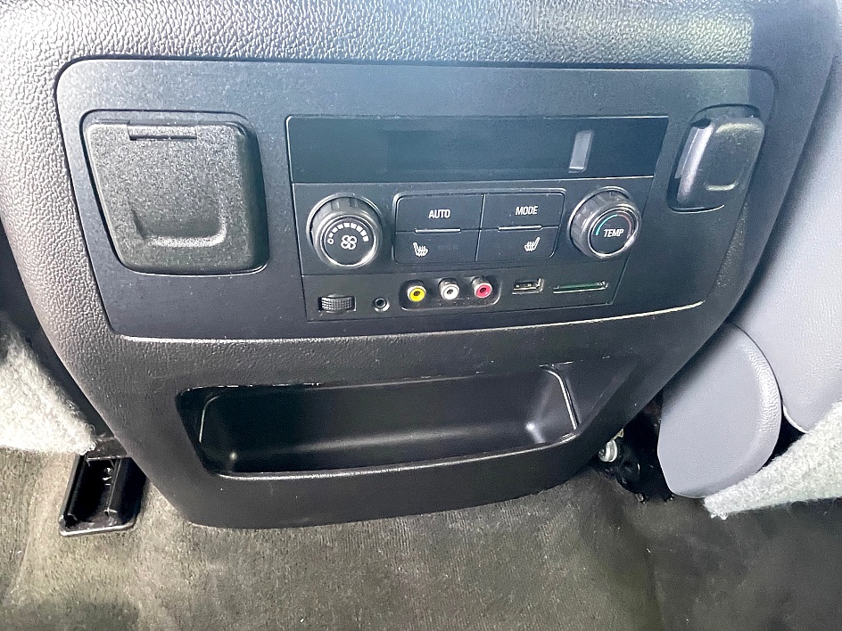 2015 Chevrolet Suburban LT