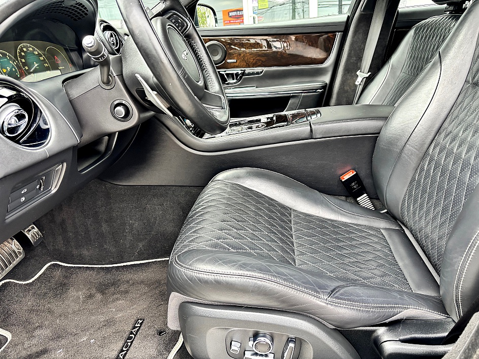 2019 Jaguar Xj XJL Portfolio/XJ 50