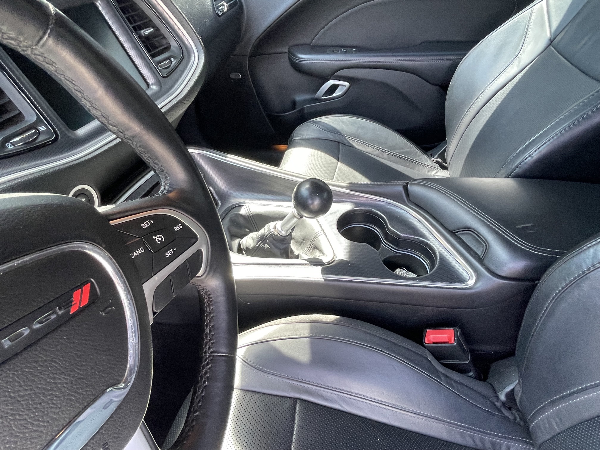 2015 Dodge Challenger SXT Plus