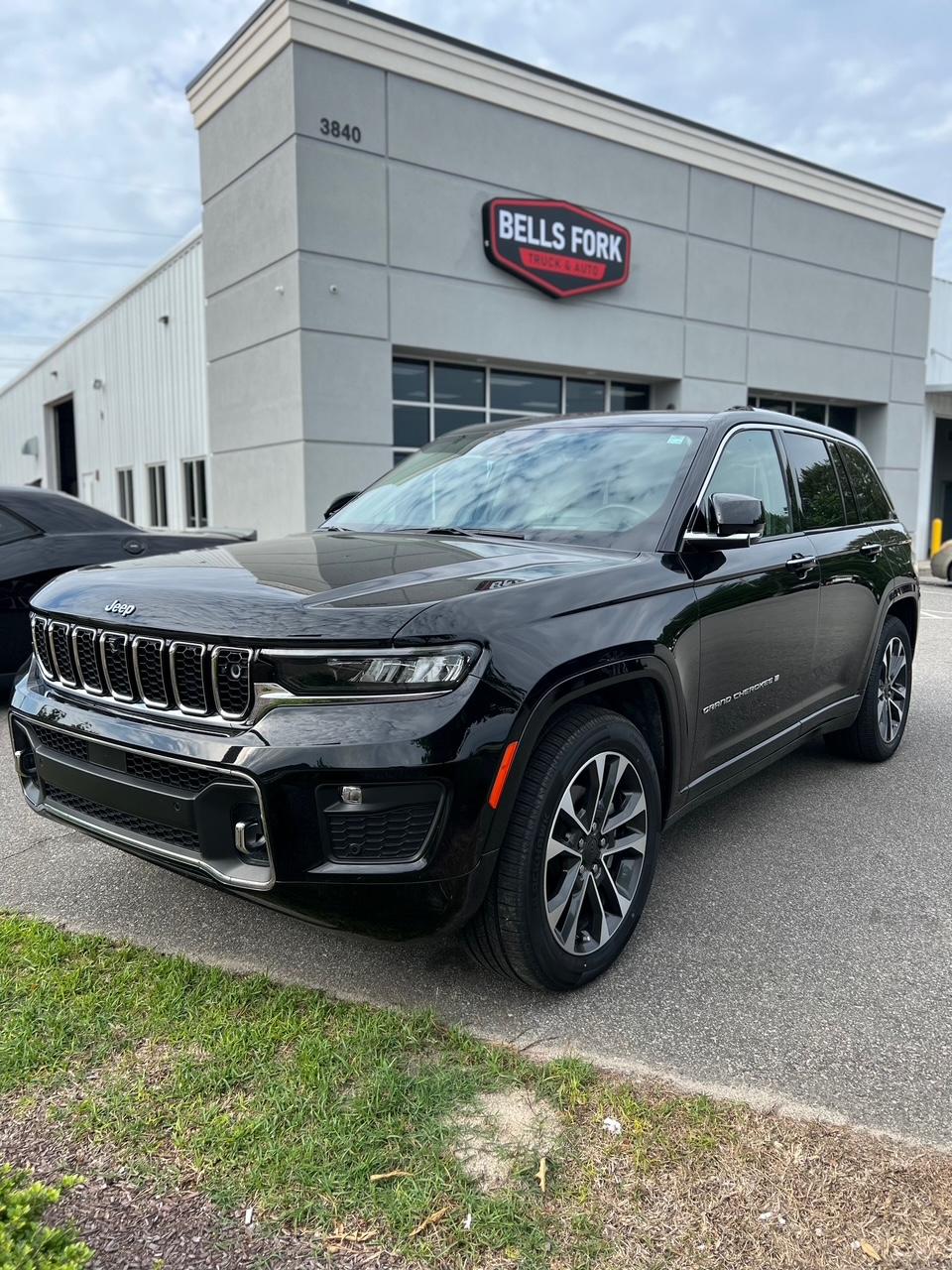 2022 Jeep Grand Cherokee Overland