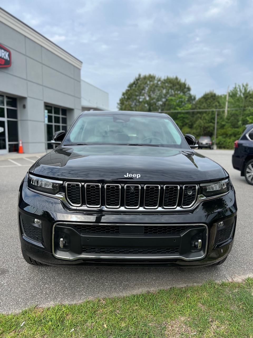 2022 Jeep Grand Cherokee Overland