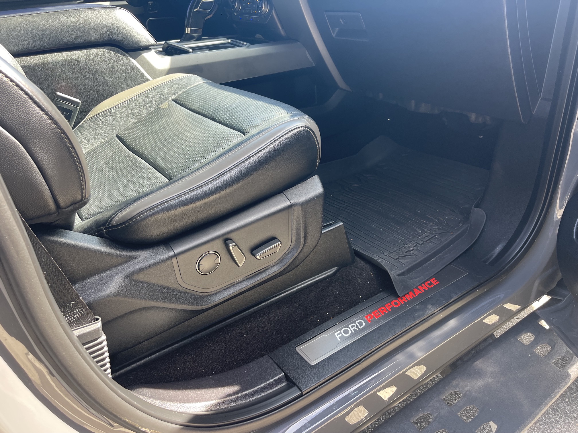 2018 Ford F-150 Super Crew - Raptor