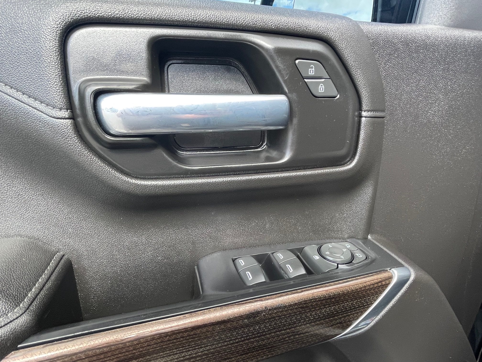 2021 Chevrolet Silverado Trail Boss - LT