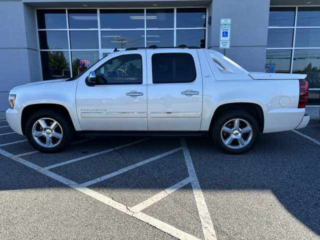 2011 Chevrolet Avalanche LTZ