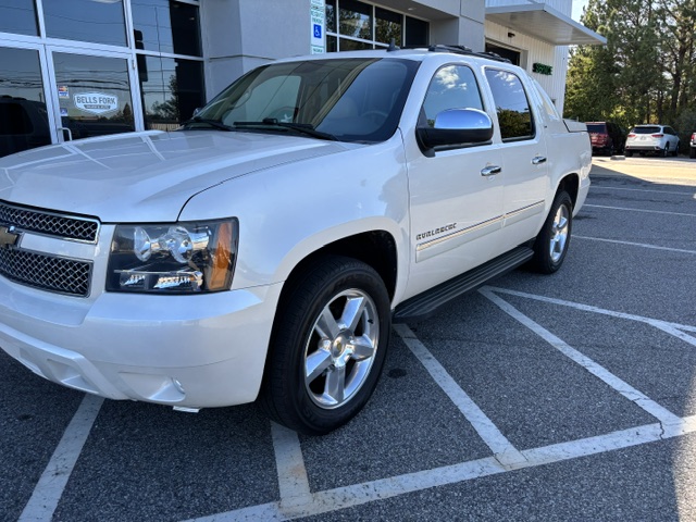 2011 Chevrolet Avalanche LTZ
